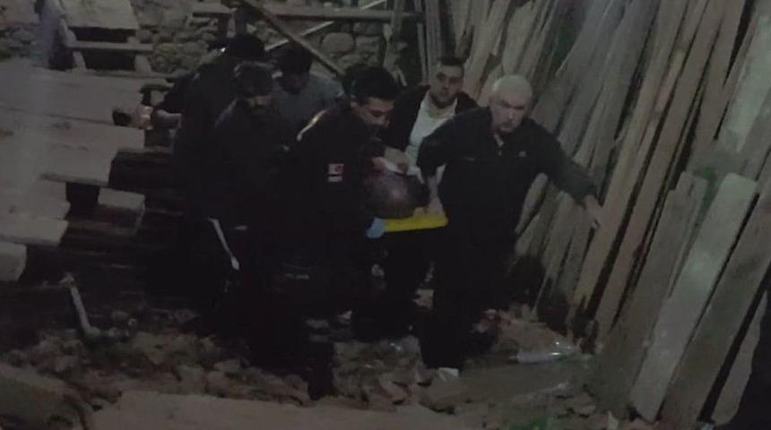 Hamam &Ccedil;alışanı İşyeri Sahibini Kalbinden Bı&ccedil;aklayarak &Ouml;ld&uuml;rd&uuml;