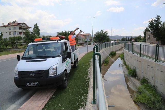 Melikgazi’de Haşaratla Mücadele Başladı