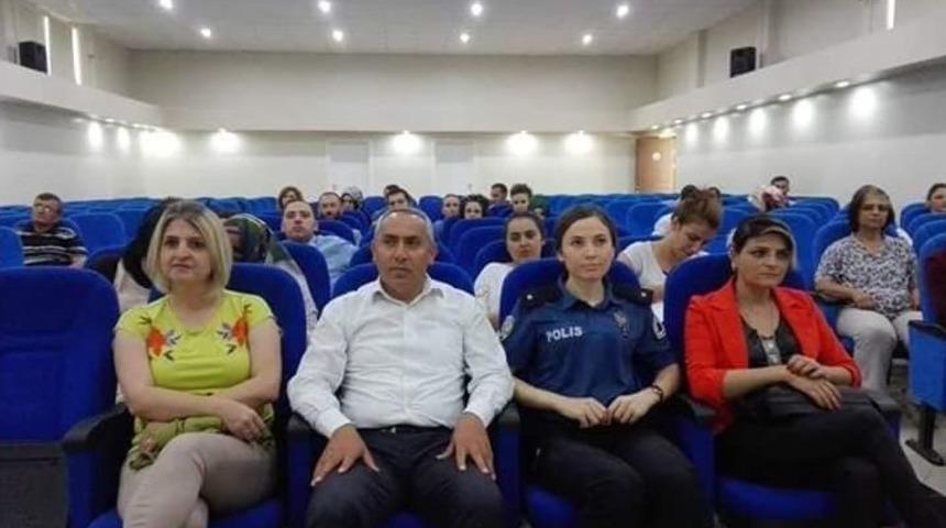 Kastamonu’da Öğretmenlere Trafik Eğitimi Verildi