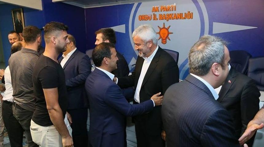 Ak Parti’de Bayramlaşma