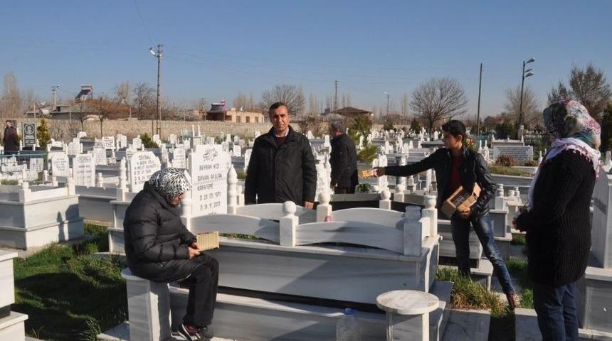 Caferiler&rsquo;den Nevruz &Ouml;ncesi Kabir Ziyaretleri