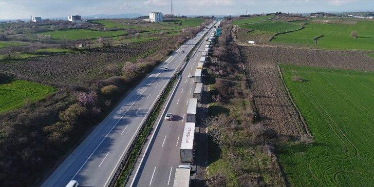 (özel Haber) Bulgarların Güncellemesi 100 Kilometre Tır Kuyruğuna Neden Oldu G3