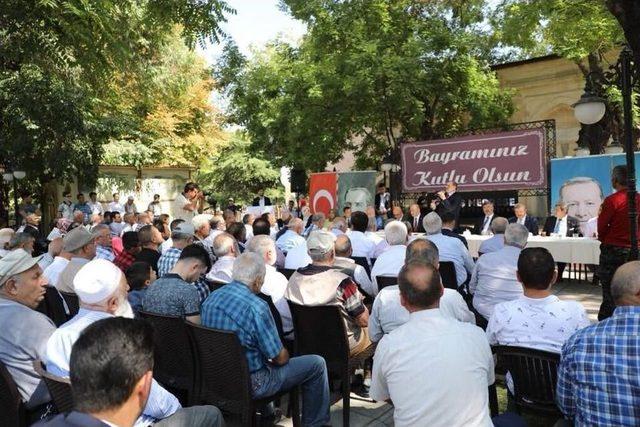 Ak Parti Afyonkarahisar Heyeti Taş Medrese’de Bayramlaştı