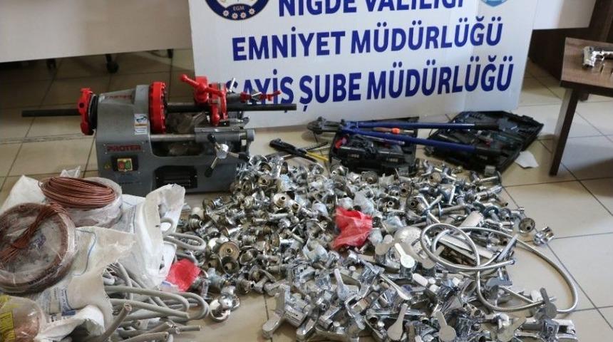 İnşaatlara Dadanan Hırsızlar Yakalandı