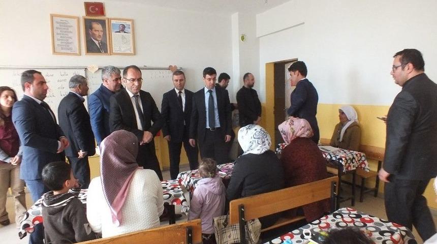 Kaymakam Kırlı: &ldquo;benim Annem Okuma Yazmayı 65 Yaşında &Ouml;ğrendi&rdquo;