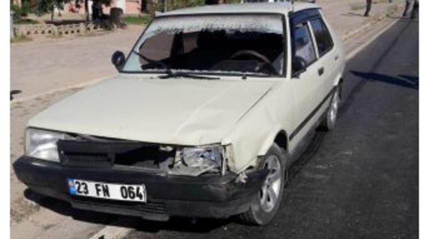 Otomobilin &Ccedil;arptığı Yaşlı Kadın &Ouml;ld&uuml;