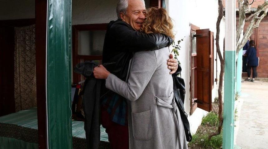 Ayça Varlıer’e Babasından Sürpriz