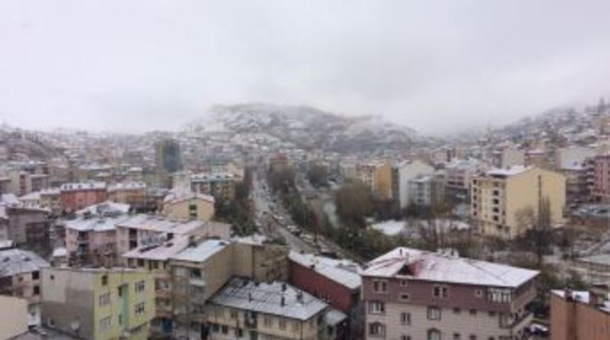 Bayburt&rsquo;ta Kar Yağışı