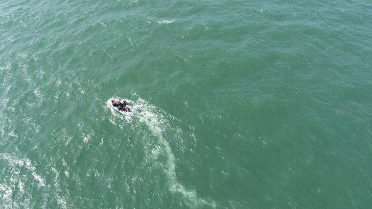 Denize Düşen Helikopterin Tekeri Bulundu G3