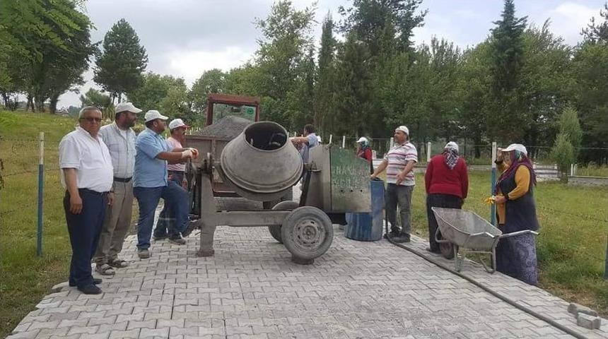 Parke &Ccedil;alışmalarını Kadınlar Yapıyor