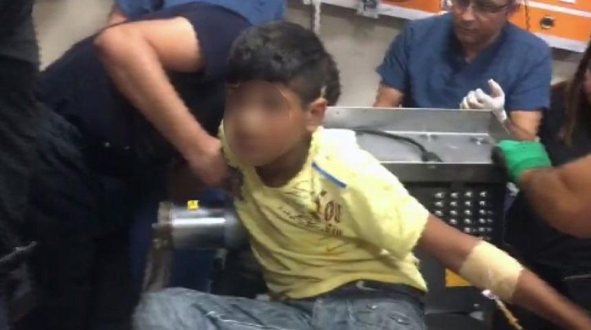 11 Yaşındaki &Ccedil;ocuk Et Kıyma Makinesine Kolunu Kaptırdı