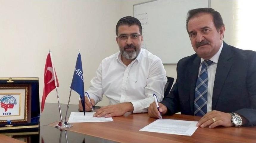Medicana Sivas Hastanesi İle Tsyd Sivas Şubesi Arasında İşbirliği Protokol&uuml;