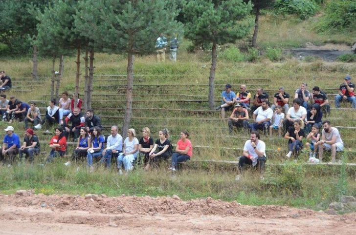 En Yavaş Motosiklet Olabilmek İçin Yarıştılar G1