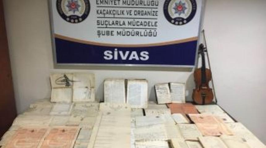 Osmanlı Dönemine Ait El Yazması Eser Ele Geçirildi