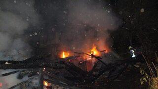 Sinop’ta Bir Ev, Ahır Ve Ambar Yandı