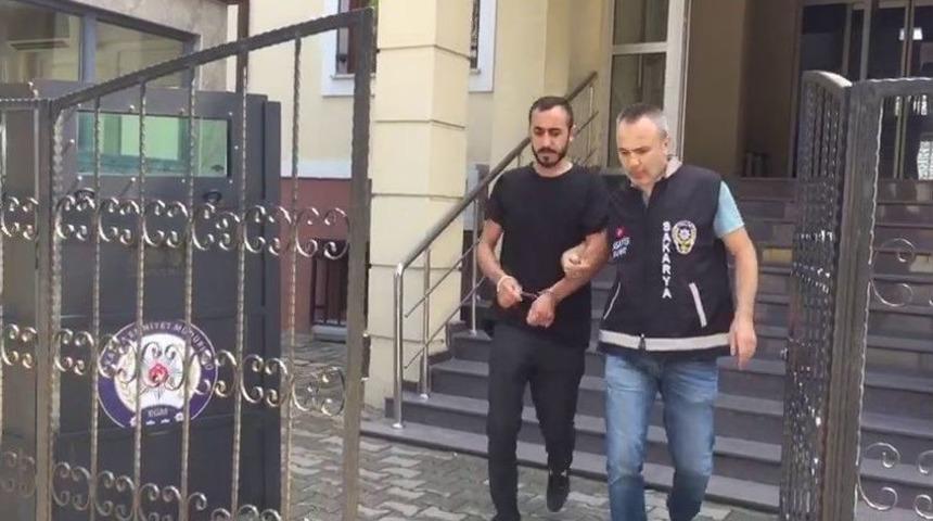 &Ccedil;aldığı 4 Adet Televizyonla Yakalanan Hırsız Tutuklandı