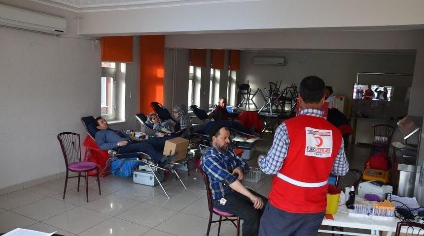 Kızılay Kargı’da 47 Ünite Kan Topladı