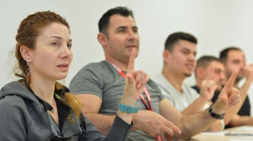 Muratpaşa Personeline İşaret Dili Eğitimi