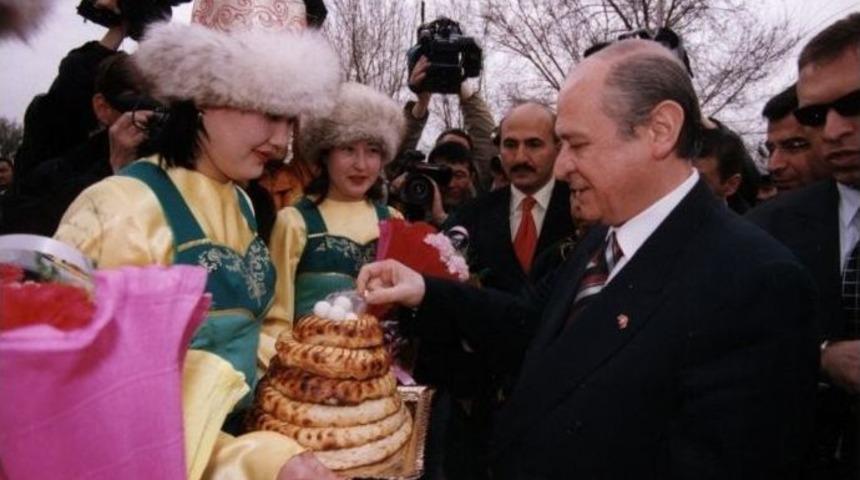 Mhp Lideri Bah&ccedil;eli: "başlattığım &lsquo;askıda Ekmek Projesi&rsquo; Geniş Bir Yankı Bulmuş, Vatandaşlarımızın Desteğiyle Buluşmuştur"