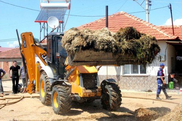 Sarıgöl’de Samanlık Yangını