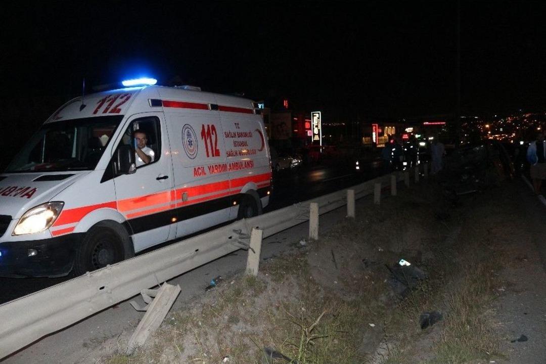 E-5&rsquo;te Arka Arkaya Kaza: 1 &Ouml;l&uuml;, 3 Yaralı