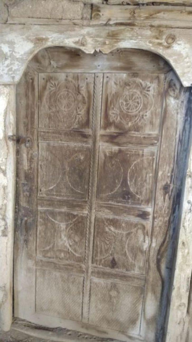 Kaderine Terk Edilen Tarihi Cami Yıkılma Tehlikesi İle Karşı Karşıya G4