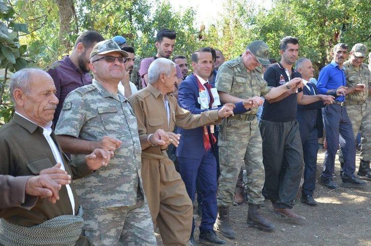 Balkaya Dağlarında Renkli Düğün G1