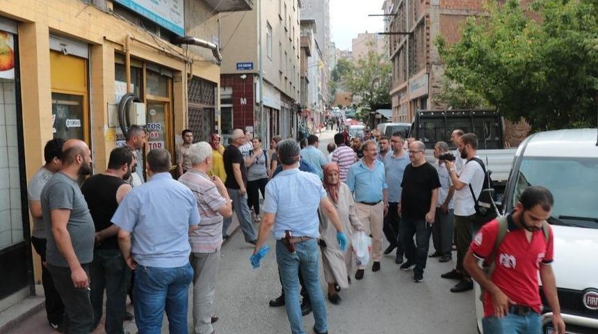 İranlı Motor Ustası İş Yerinde &Ouml;l&uuml; Bulundu