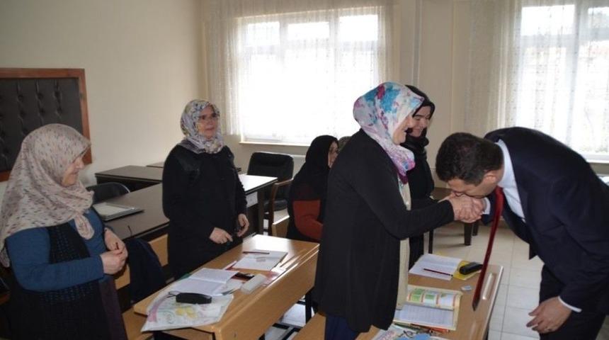 Safranbolu &lsquo;da Yetişkinlere Okuma Yazma Seferberliği Başlatıldı