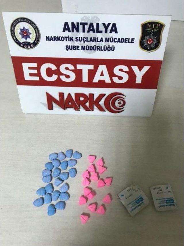 Antalya’da Uyuşturucu Operasyonları