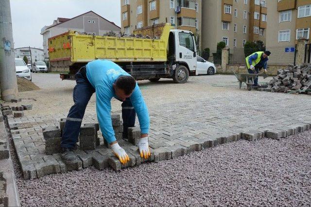 Kartepe’de Temizlik Ve Yol Onarım Çalışmaları Devam Ediyor