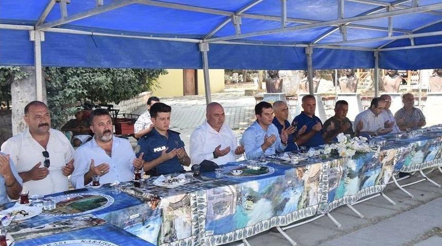 Karaisalı’da Bayramlaşma