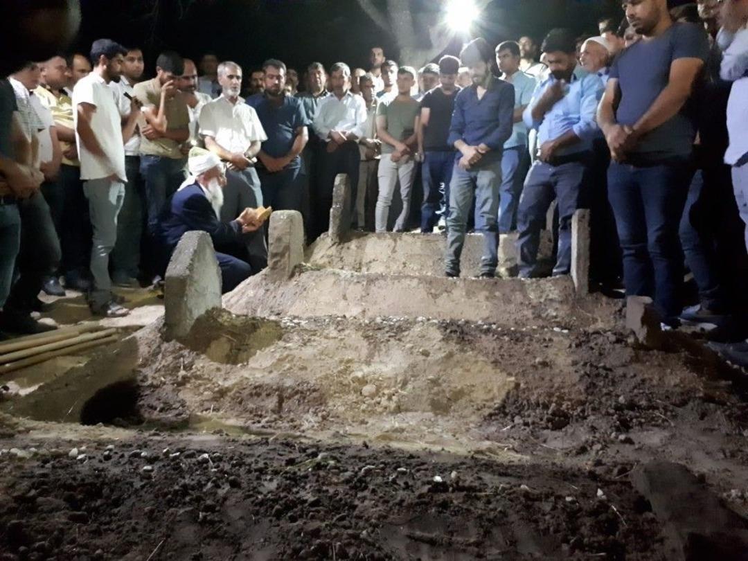 Boğulan 4 Kadın Yan Yana G&ouml;m&uuml;ld&uuml;