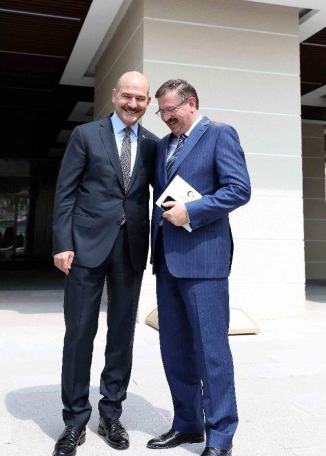 Başkan Karaosmanoğlu, Bakan Soylu’yu Kartepe Zirvesi’ne Davet Etti