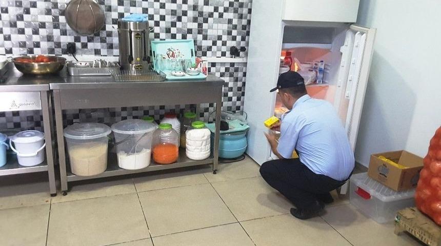 İzmit Belediyesi’nden Gıda Yerlerinde Denetim