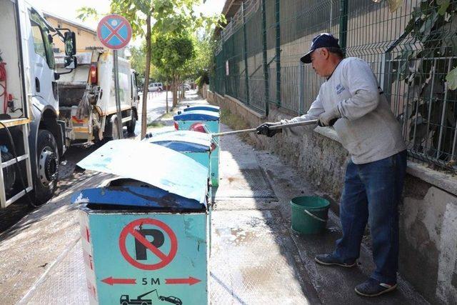 Siirt’te Çöp Konteynerleri Onarılıyor