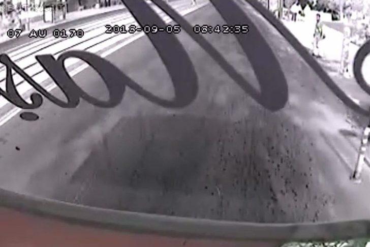 Görme Engelli Vatandaşı Karşıdan Karşıya Geçiren Şoför O Anları Anlattı G5