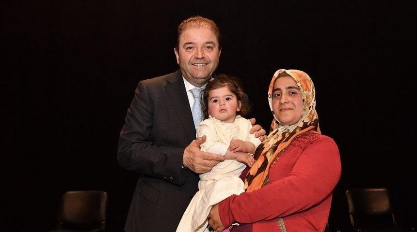 Bayramda &Ccedil;ocukların Y&uuml;z&uuml; &rsquo;aile Sigortası&rsquo; İle G&uuml;ld&uuml;