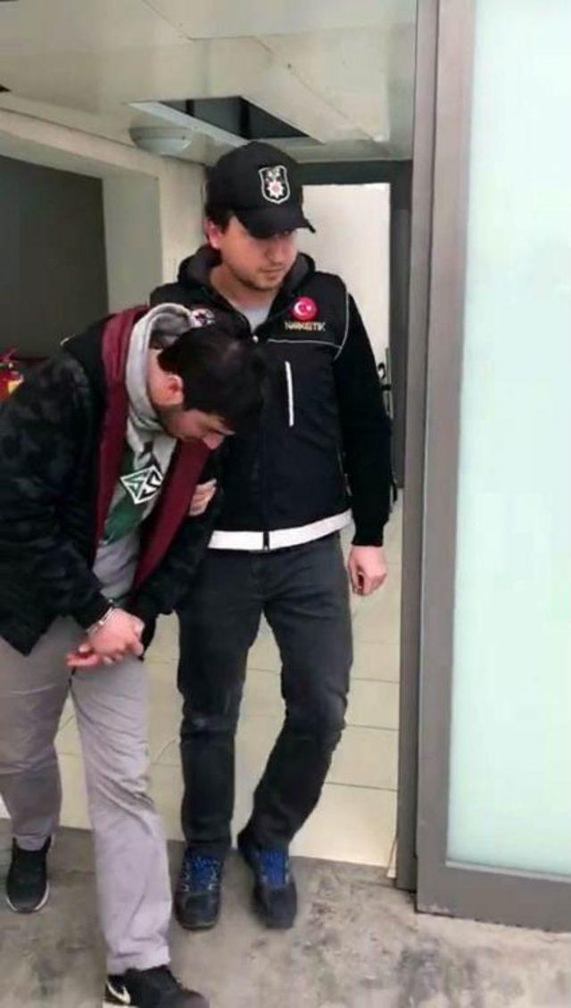 Polis Ekipleri Yakaladıkları Extacy Haplar İle Afrin’e Selam Yolladı 1