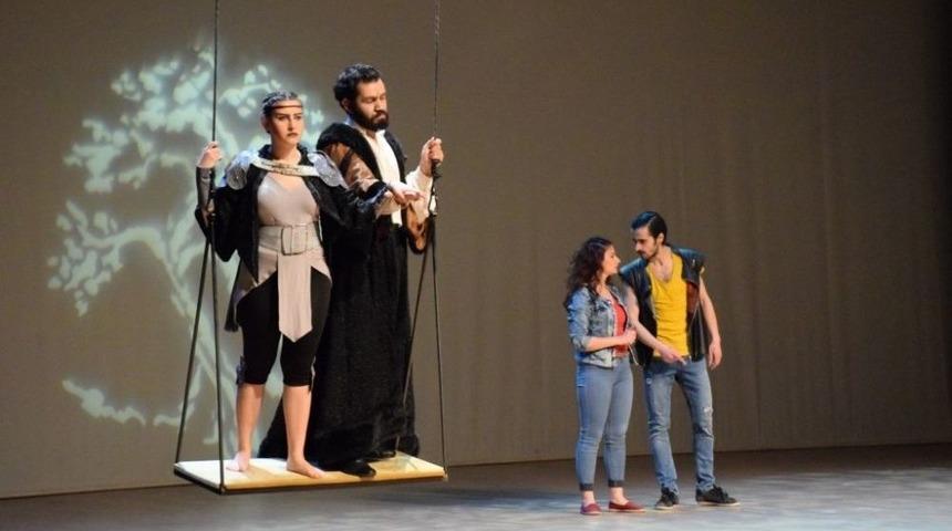 &ldquo;bahar Noktası&rdquo; Tiyatro Anadolu Yorumuyla Sahnede