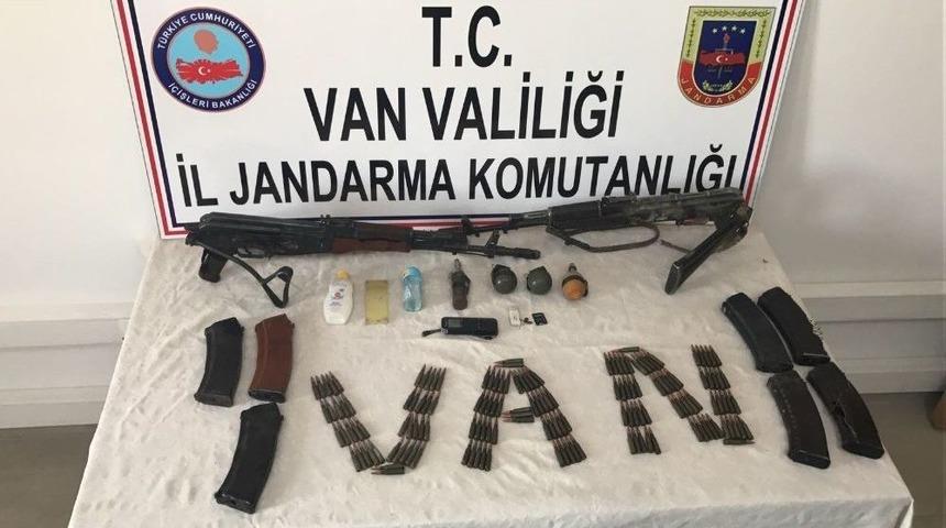 Van&rsquo;da Jandarma, Saldırı Hazırlığındaki 2 Ter&ouml;risti Etkisiz Hale Getirdi