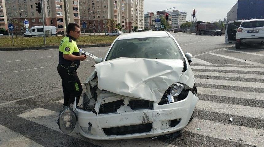 Samsun&rsquo;da Trafik Kazası: 3 Yaralı
