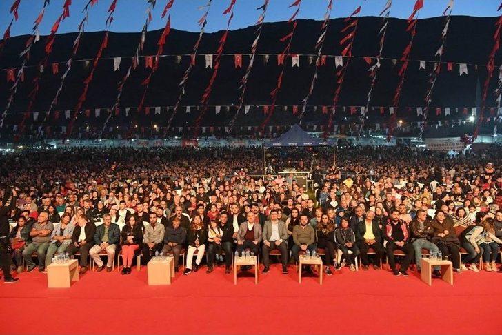 1800 Metre Rakımlı Feslikan Yaylası’nda Sümer Ezgü Ve Funda Arar Konseri G3