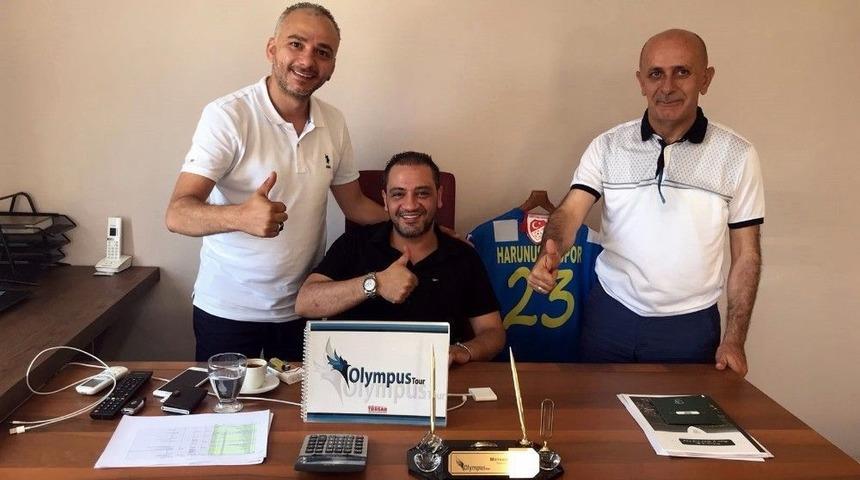 Bitcoin Transferiyle G&uuml;ndeme Gelen Takımına Arap Başkan