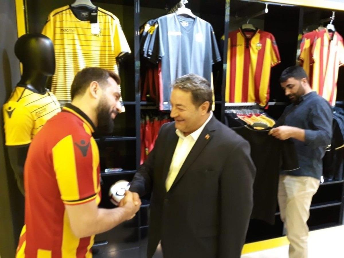 Mhp&rsquo;li Fendoğlu&rsquo;ndan, &rsquo;lisanslı &Uuml;r&uuml;n Al&rsquo; Kampanyası