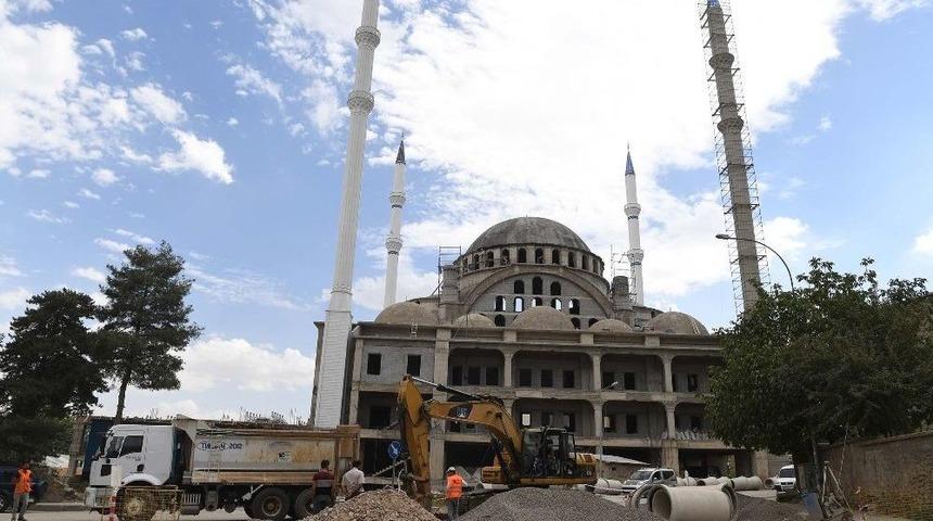 Muş&rsquo;ta Yağmur Suyu Hatları Yenileniyor