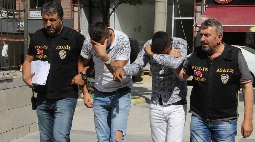 Ak&uuml; Hırsızları Adliyede