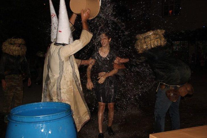 Böyle Bayram Eğlencesi Görülmedi G1