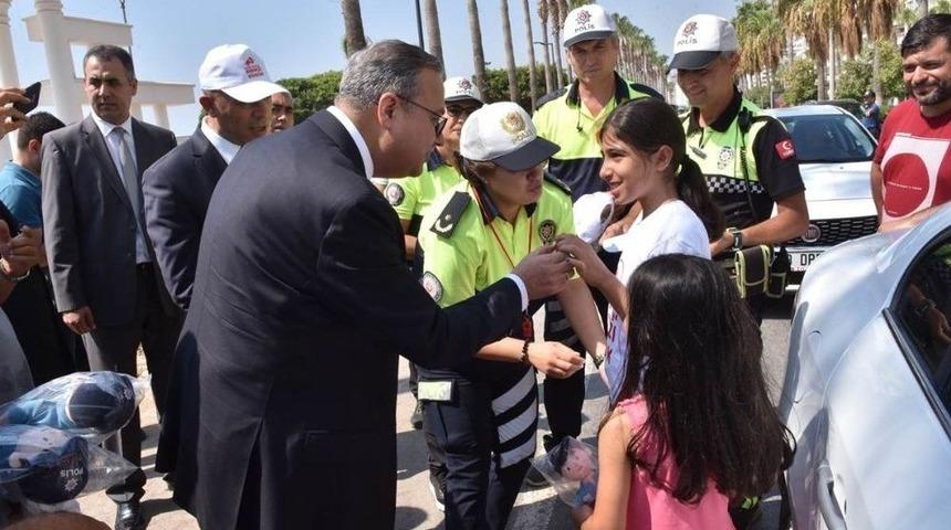 Vali Su Trafik Denetimine Katıldı