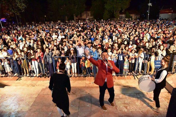 Bilecik’in Düşman İşgalinden Kurtuluşunun 96. Yıldönümü Mithat Körler Konseriyle Kutlandı G5